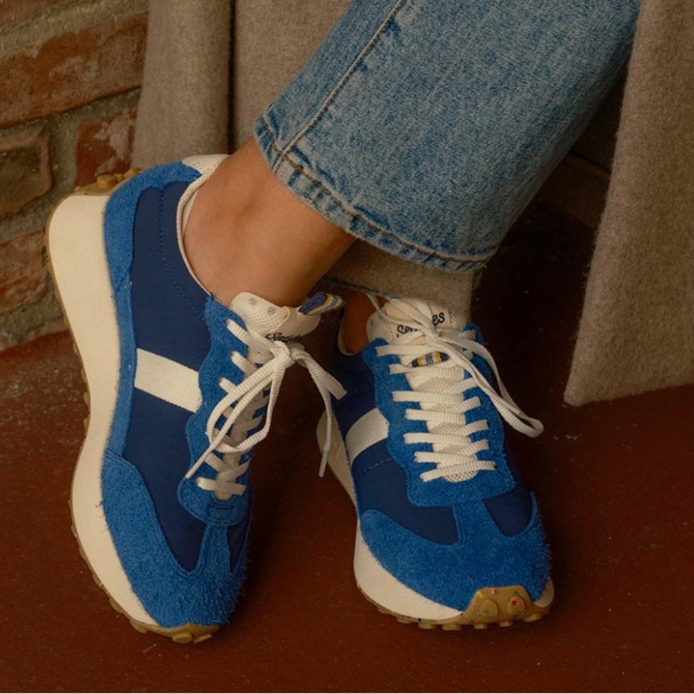 SeaVees Women's Acorn Trainer